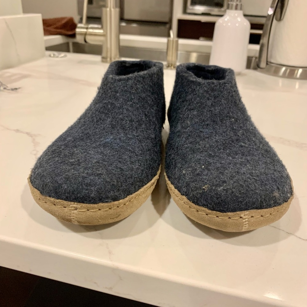 Size 8-8.5 Glerups slippers, denim color.